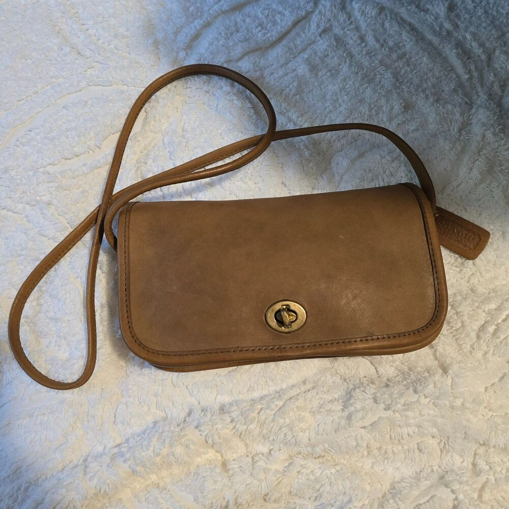 Vintage Coach NYC Dinky Bag